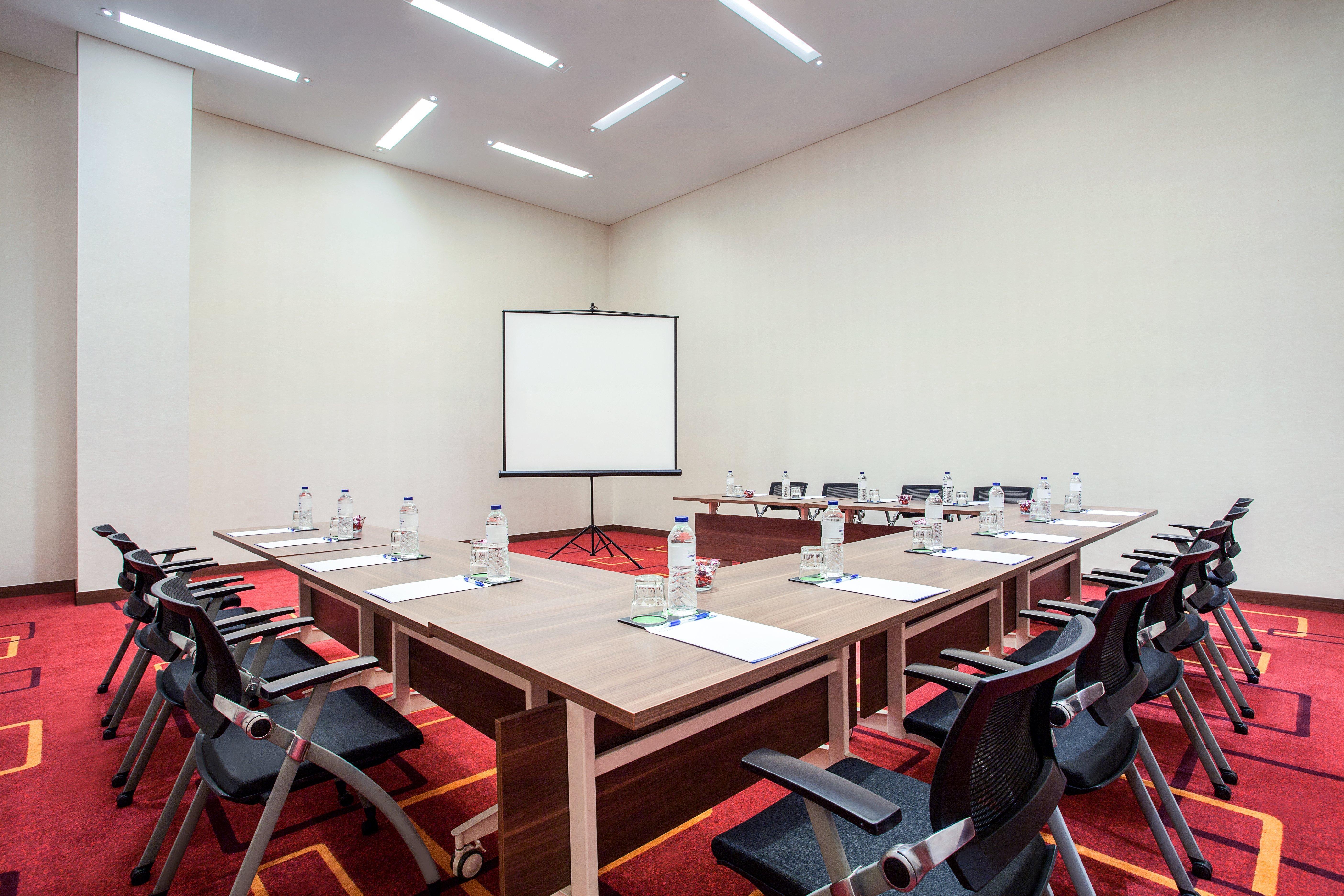 Holiday Inn Express Jakarta Pluit Citygate By Ihg Exterior photo