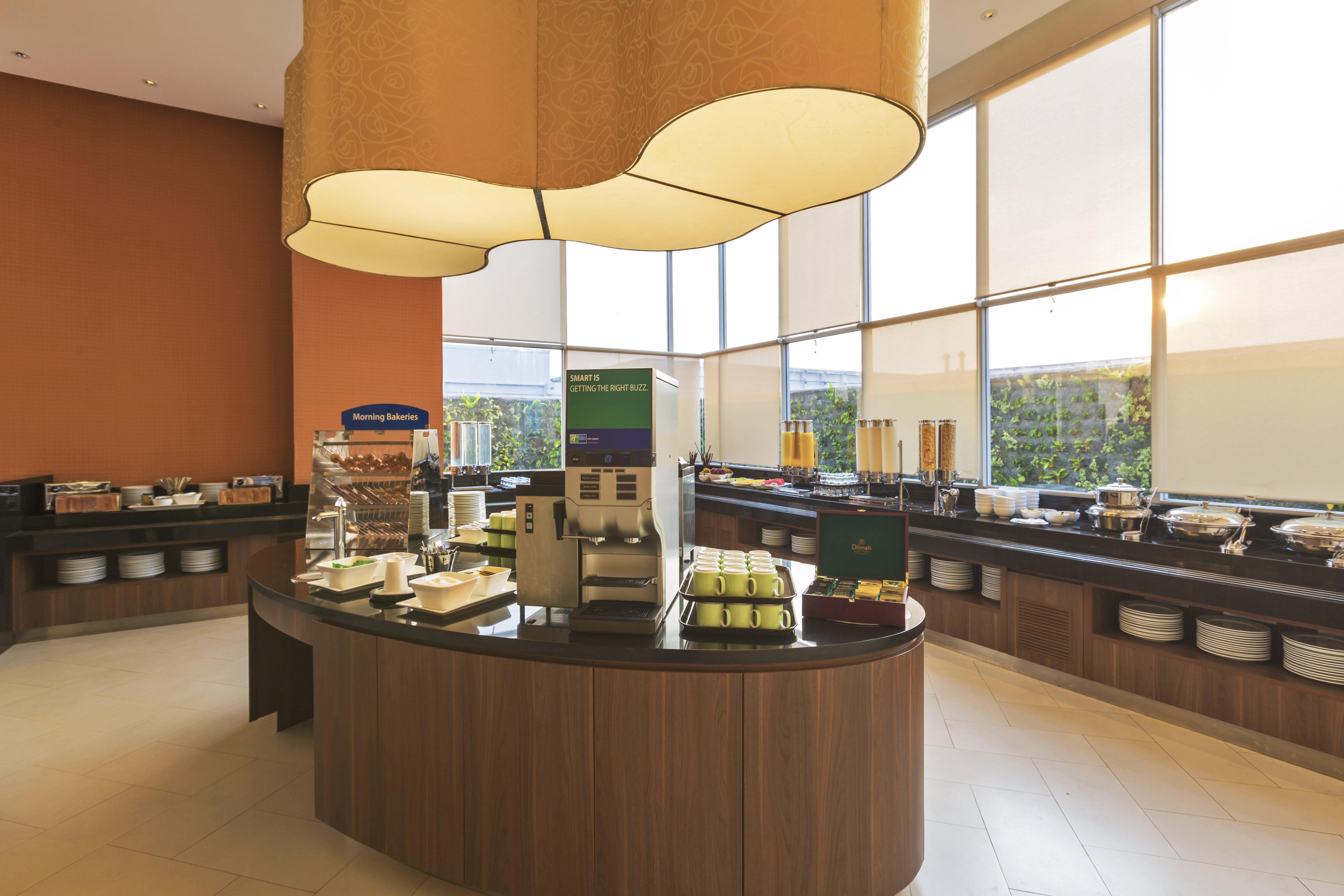 Holiday Inn Express Jakarta Pluit Citygate By Ihg Exterior photo