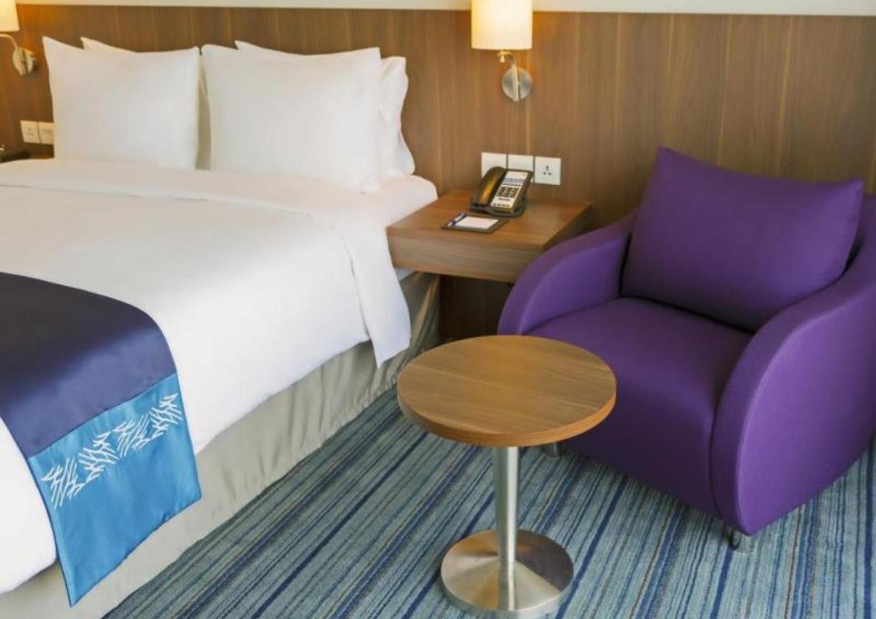 Holiday Inn Express Jakarta Pluit Citygate By Ihg Exterior photo